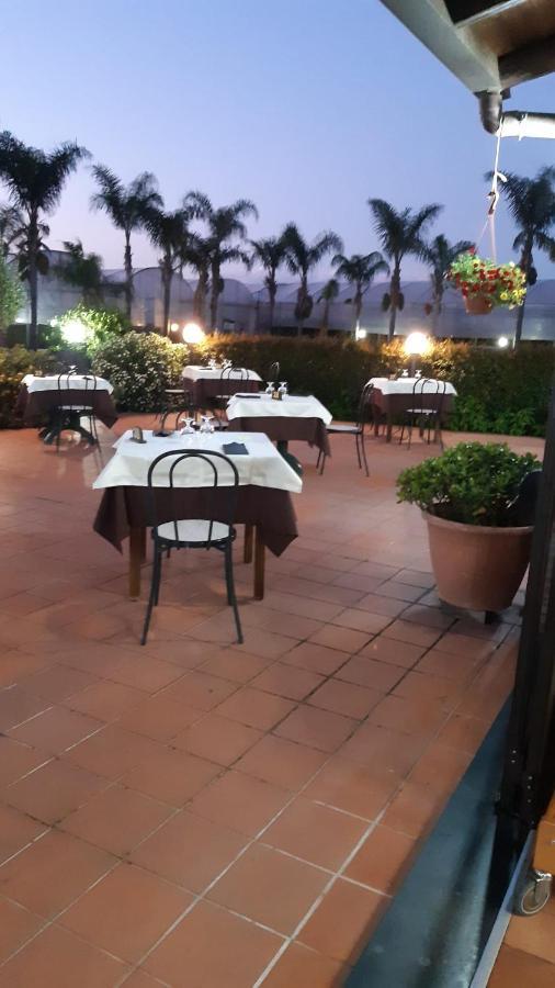 Agriturismo Il Pozzo Antico Mascali Buitenkant foto