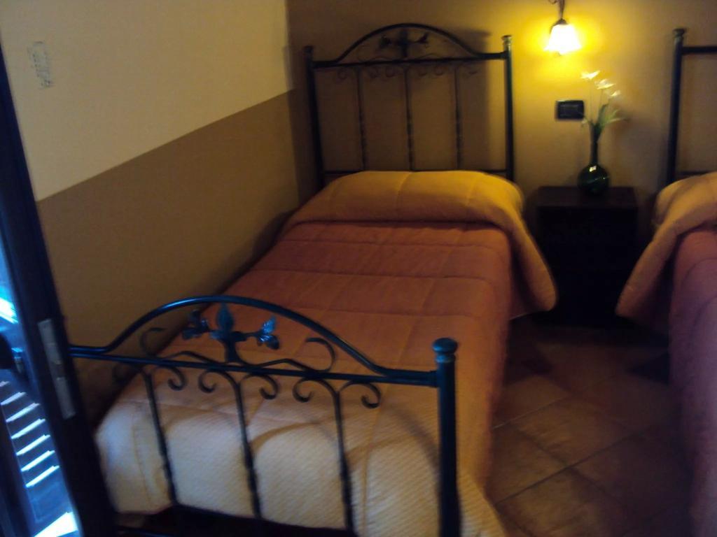 Agriturismo Il Pozzo Antico Mascali Buitenkant foto