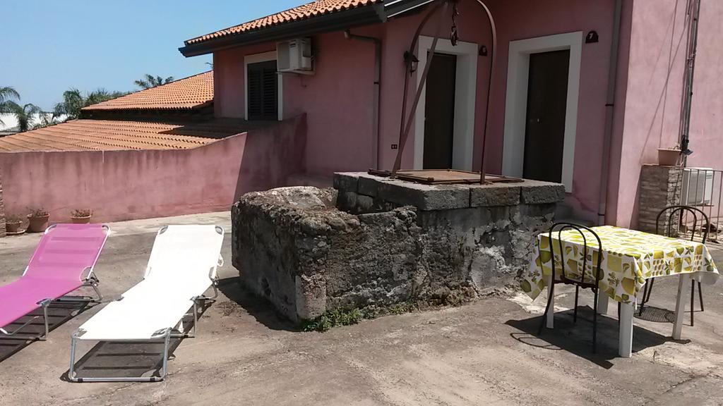 Agriturismo Il Pozzo Antico Mascali Buitenkant foto