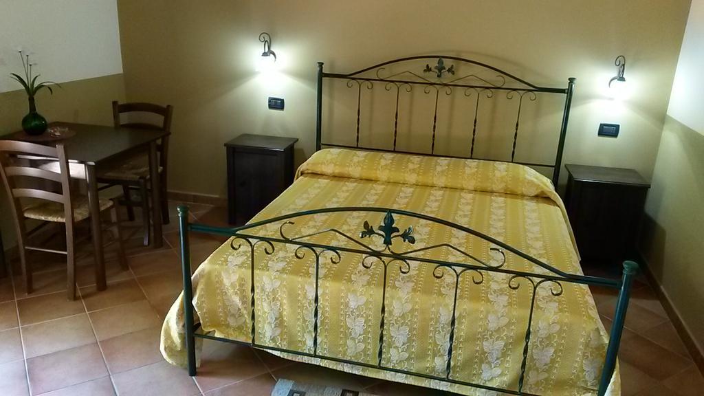 Agriturismo Il Pozzo Antico Mascali Buitenkant foto